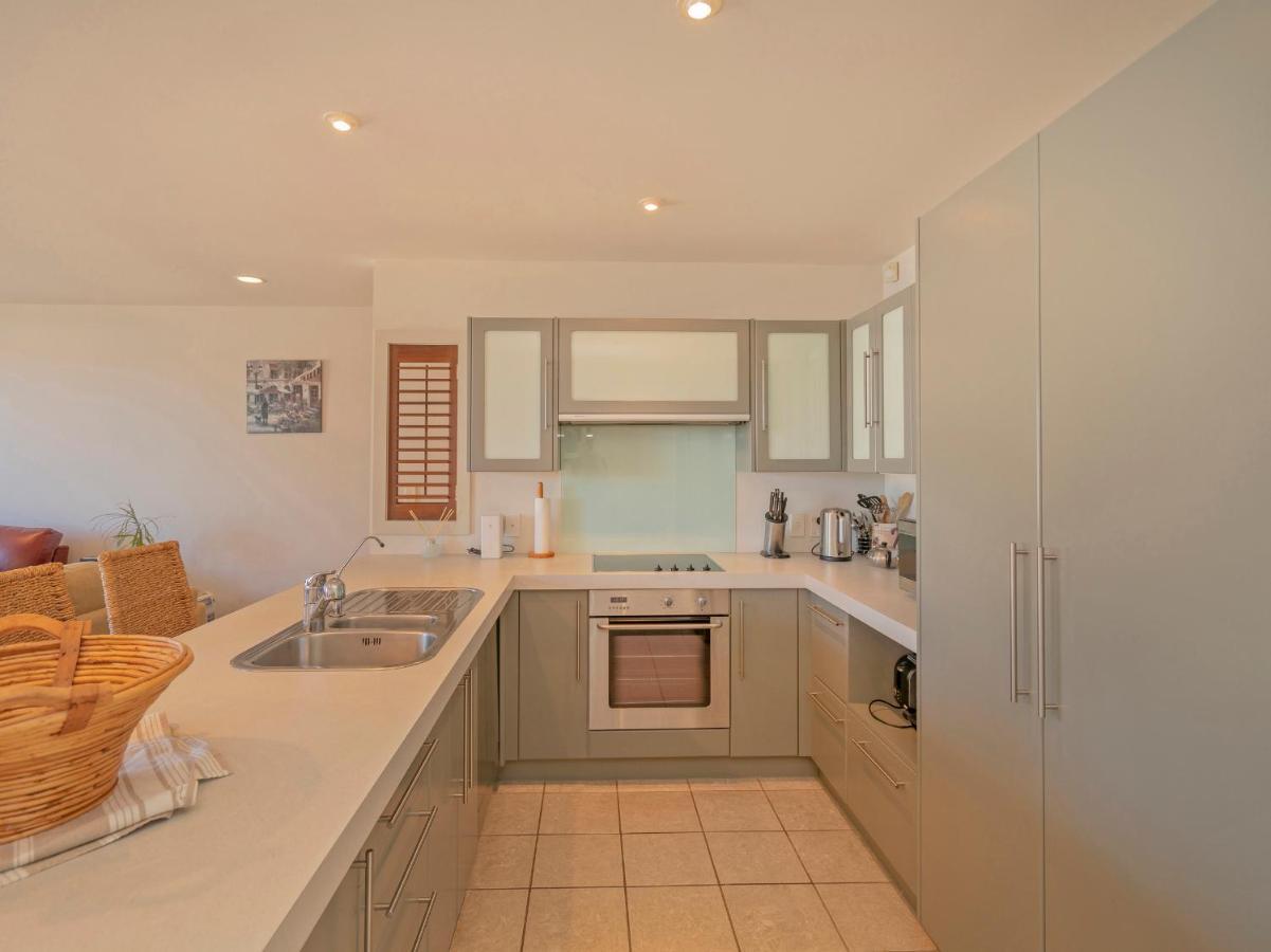 Tairua Waterfront Retreat - Tairua Apartment المظهر الخارجي الصورة