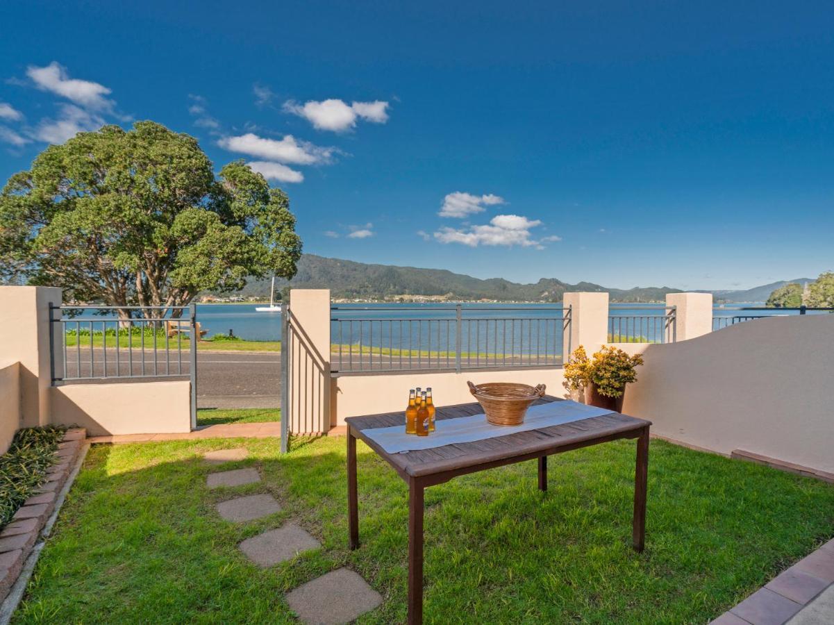 Tairua Waterfront Retreat - Tairua Apartment المظهر الخارجي الصورة